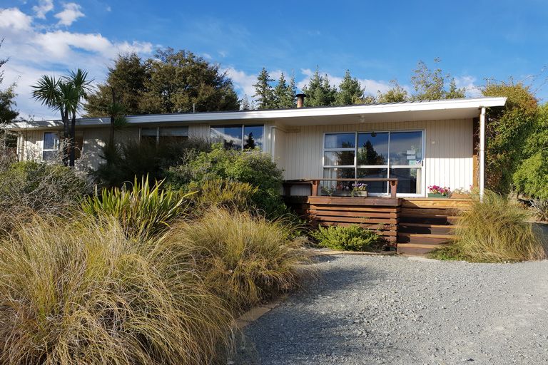 Photo of property in 30 Murray Place, Lake Tekapo, 7999