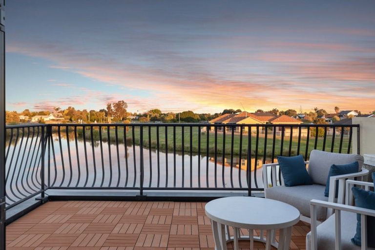 Photo of property in 166 Oriental Parade, Papamoa Beach, Papamoa, 3118