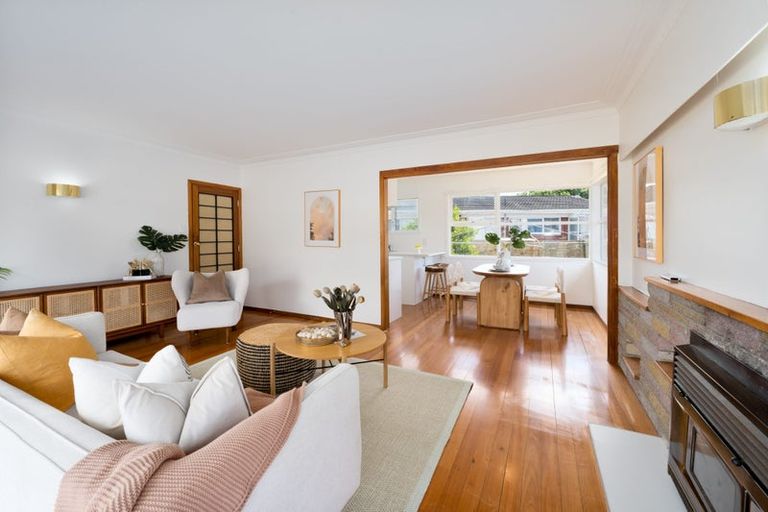 Photo of property in 39 Harrington Road, Henderson, Auckland, 0610