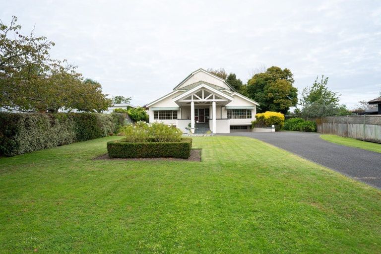 Photo of property in 26 Tauroa Road, Havelock North, 4130