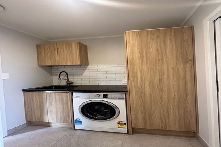 Photo of property in 7 Hammond Avenue, Hatfields Beach, Orewa, 0931