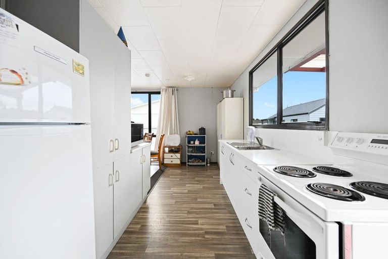 Photo of property in 15 Garland Drive, St Andrews, Hamilton, 3200