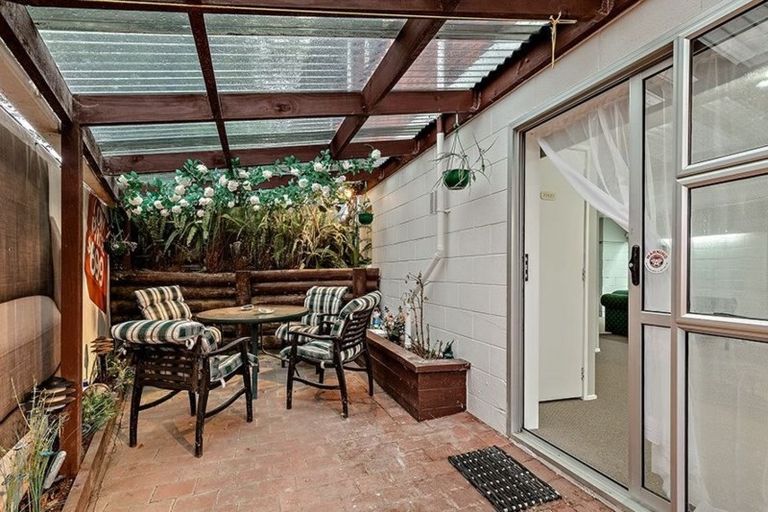 Photo of property in 45 Rehia Road, Massey, Auckland, 0614