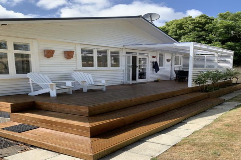 Photo of property in 23 Maungakiekie Avenue, Greenlane, Auckland, 1051