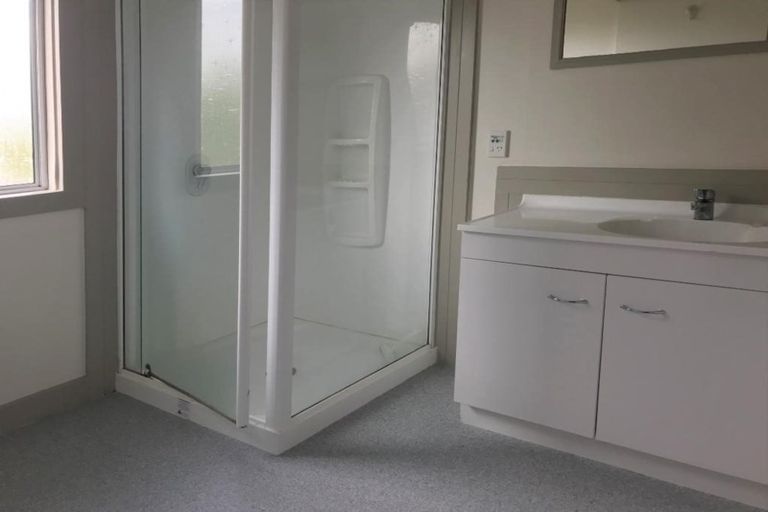 Photo of property in 4 Moana Crescent, Blagdon, New Plymouth, 4310