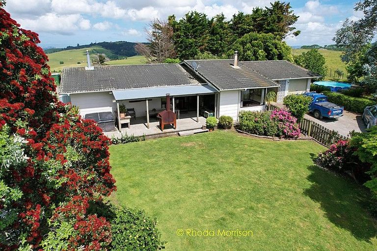 Photo of property in 52 Gallie Branch Road, Matakohe, 0594