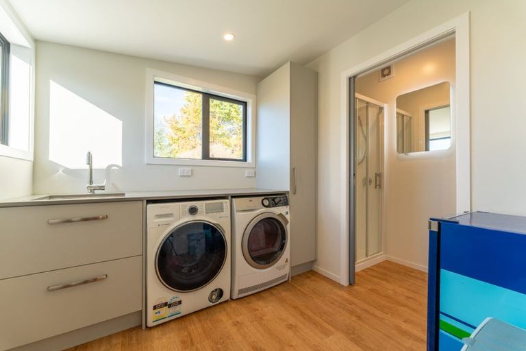 Photo of property in 18 Mckenzie Street, Geraldine, 7930