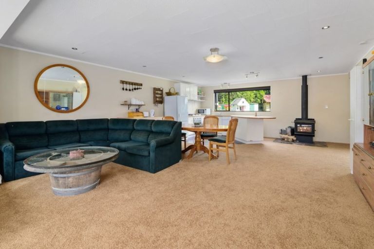 Photo of property in 1 Turoa Street, Mamaku, 3020