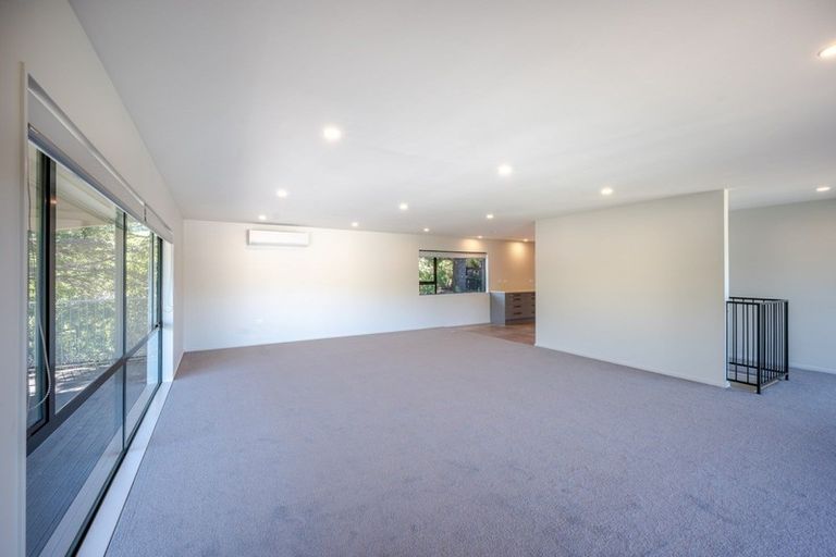 Photo of property in 3 Cedar Lane, Duvauchelle, 7581