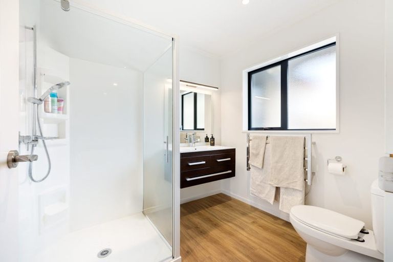 Photo of property in 1 Riverside Lane, Spencerville, Christchurch, 8083