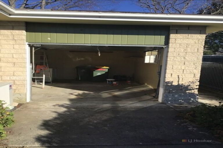 Photo of property in 12 Browns Avenue, Waimate, 7924