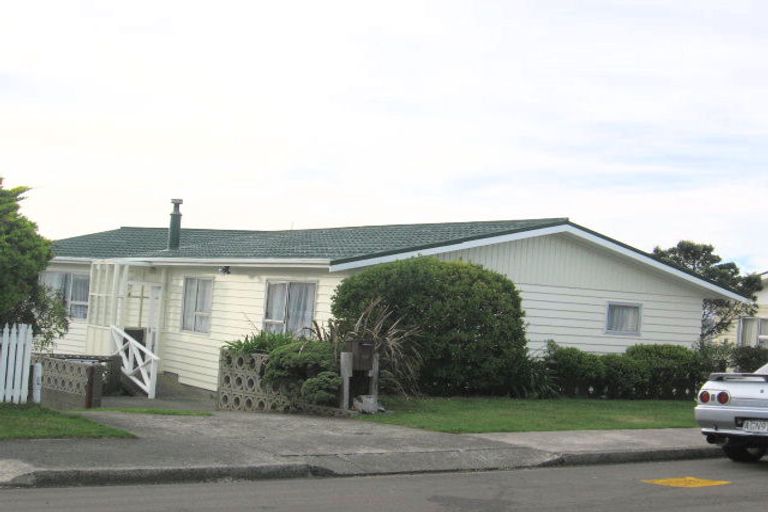 Photo of property in 49 Lomita Road, Johnsonville, Wellington, 6037