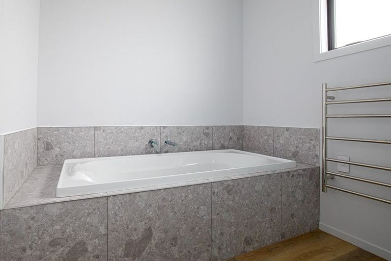 Photo of property in 109b Tarbert Street, Alexandra, 9320