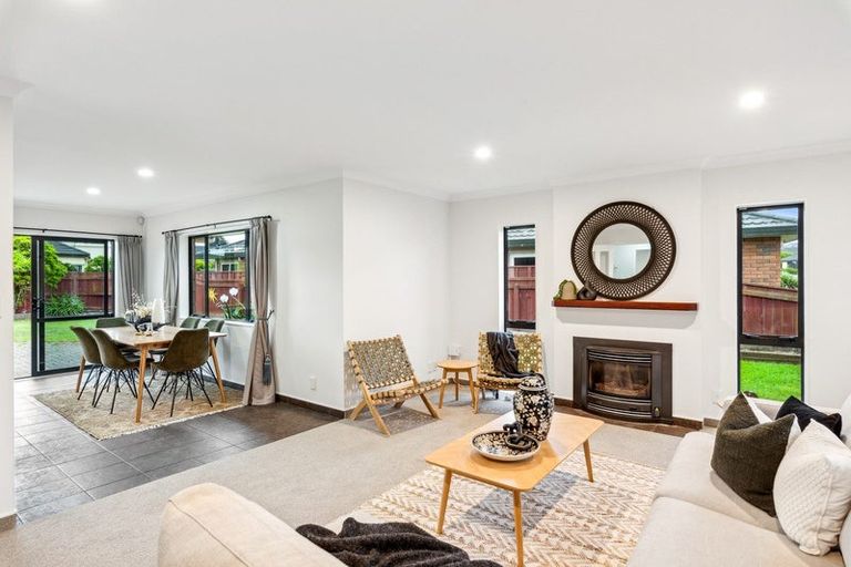 Photo of property in 170 Milne Drive, Paraparaumu, 5032