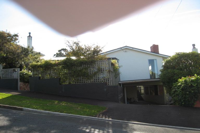 Photo of property in 130 Easther Crescent, Kew, Dunedin, 9012