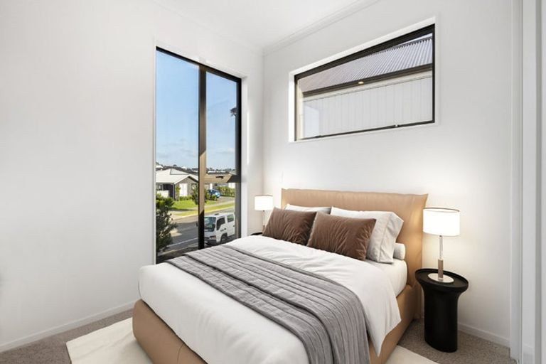 Photo of property in 30a Kukuwai Avenue, Red Beach, 0932