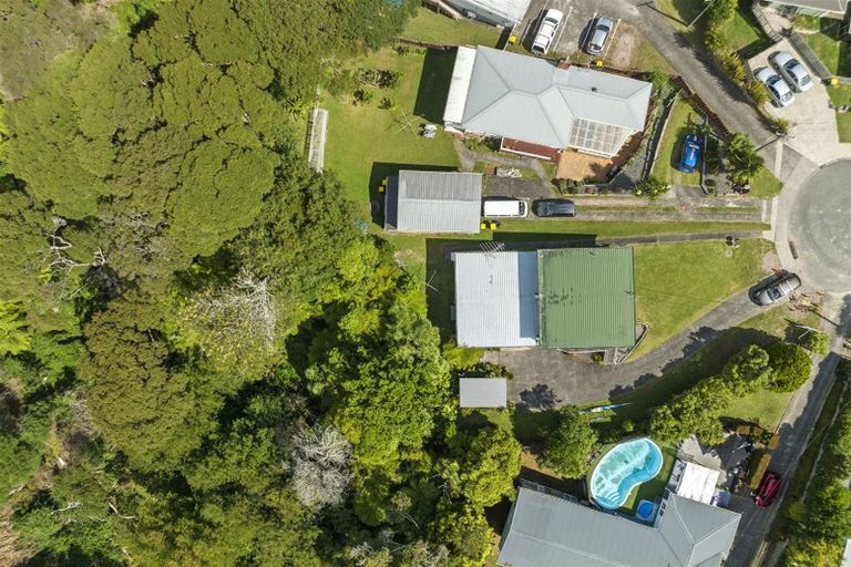 Photo of property in 2/16 Valron Road, Te Atatu South, Auckland, 0602