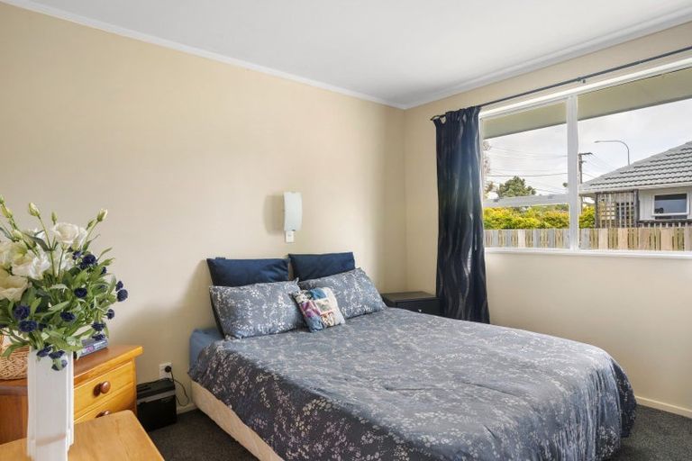 Photo of property in 19 Walton Road, Paraparaumu Beach, Paraparaumu, 5032