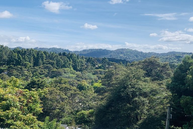 Photo of property in 57 Laingholm Drive, Laingholm, Auckland, 0604