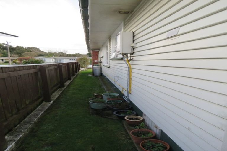 Photo of property in 7 Eastons Road, Westport, 7825