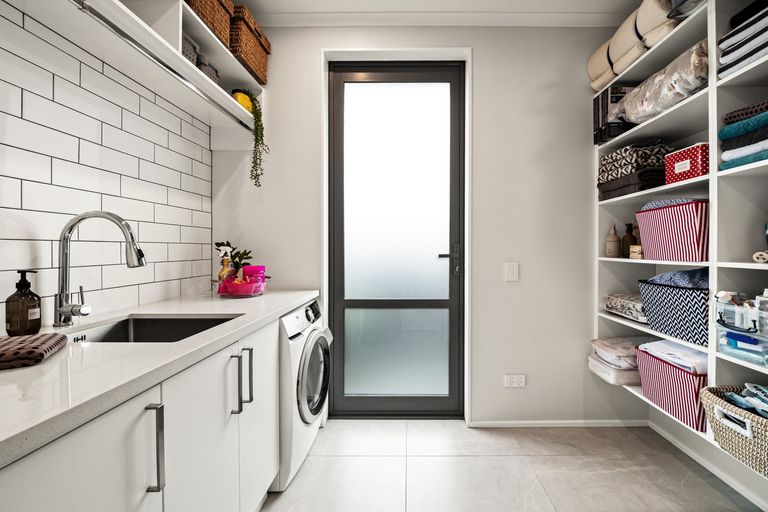 Photo of property in 6 Montecillo Lane, Mornington, Dunedin, 9011