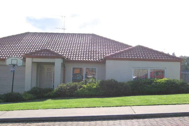 Photo of property in 11 Meridian Court, Oteha, Auckland, 0632