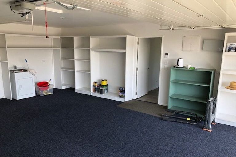 Photo of property in 3 Oakdene Place, Halswell, Christchurch, 8025