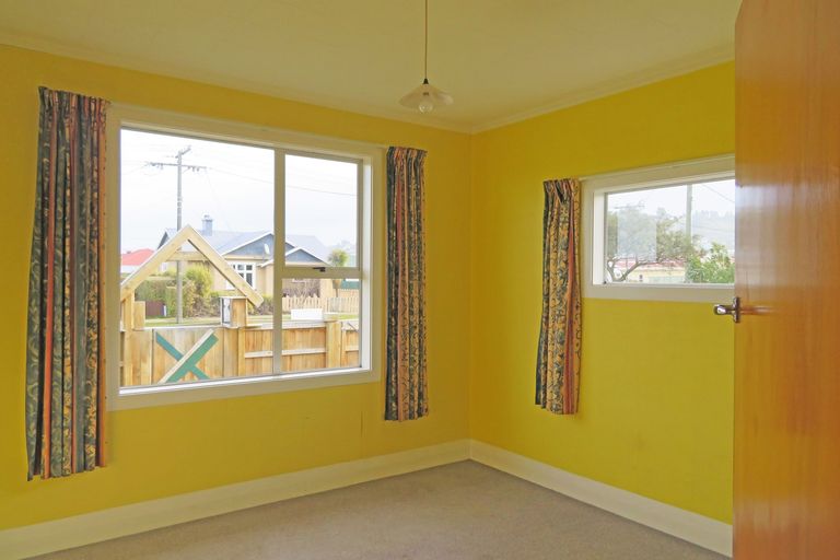 Photo of property in 18 Lynn Street, Oamaru North, Oamaru, 9400