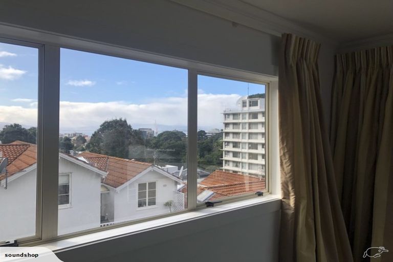 Photo of property in 14c Glenmore Street, Thorndon, Wellington, 6011