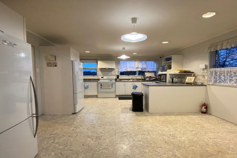 Photo of property in 15 Tangelo Place, Bucklands Beach, Auckland, 2012