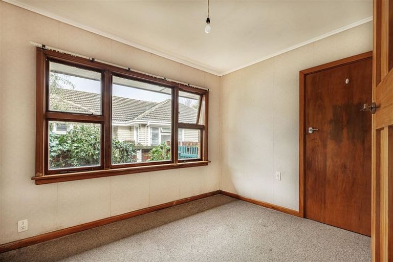 Photo of property in 10 Colman Avenue, Sockburn, Christchurch, 8042
