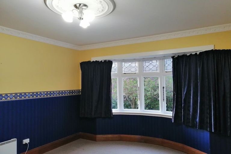 Photo of property in 110 Waiwhetu Road, Waterloo, Lower Hutt, 5011