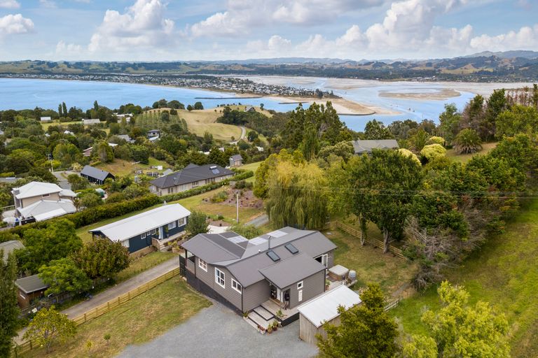 Photo of property in 108 Ti Point Road, Ti Point, Warkworth, 0985