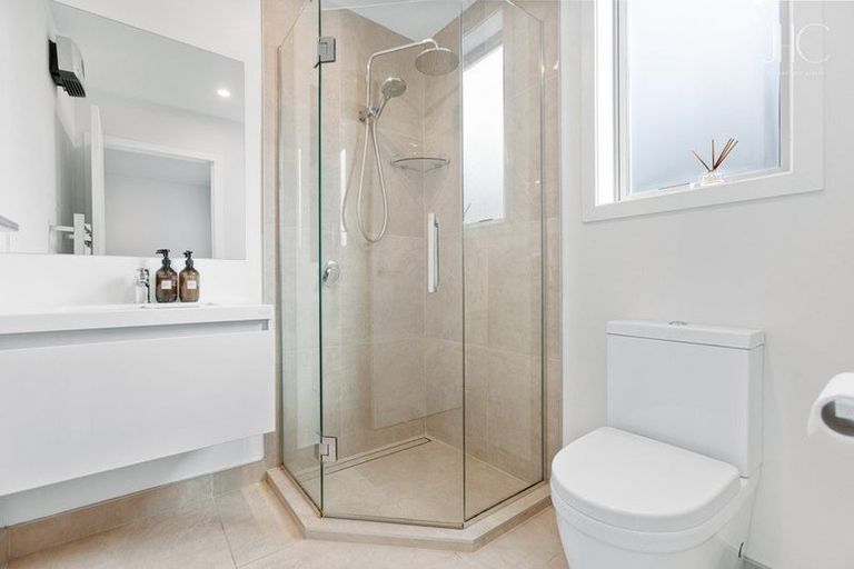 Photo of property in 53a Molyneux Avenue, Cromwell, 9310