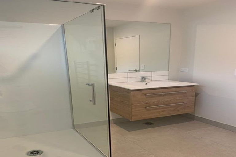 Photo of property in 7/48 Glen Road, Stokes Valley, Lower Hutt, 5019