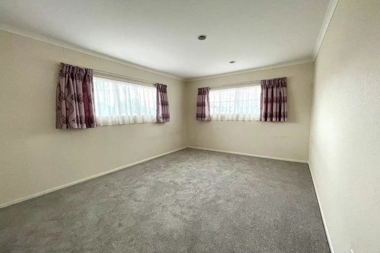 Photo of property in 28a Westerham Drive, Dannemora, Auckland, 2016