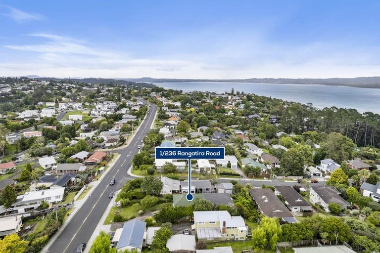 Photo of property in 1/236 Rangatira Road, Beach Haven, Auckland, 0626