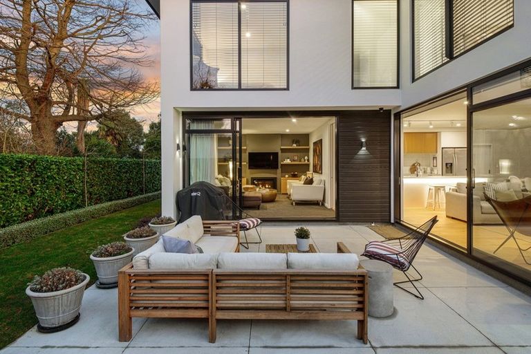 Photo of property in 7 Campana Lane, St Albans, Christchurch, 8052