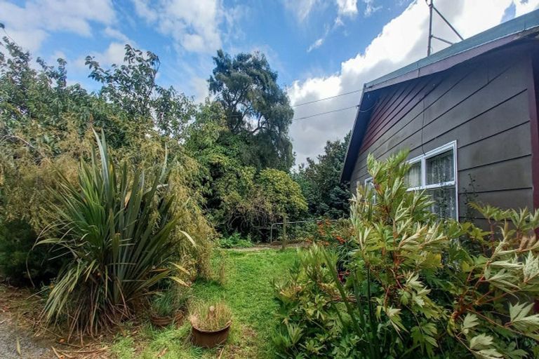 Photo of property in 14 Half Mile Road, Tuatapere, 9620