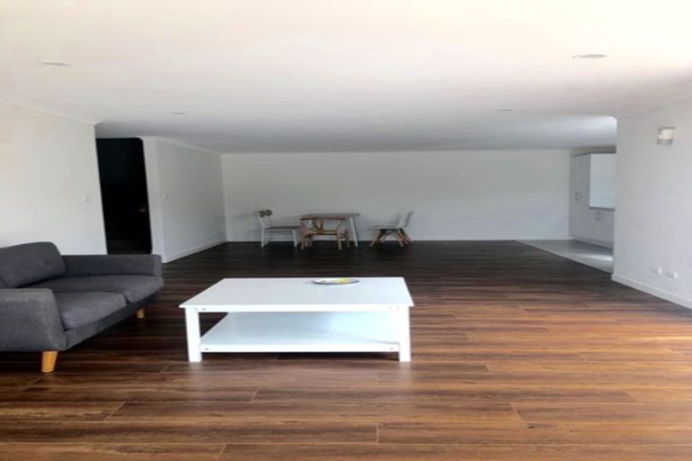 Photo of property in 26 Para Close, Fairview Heights, Auckland, 0632