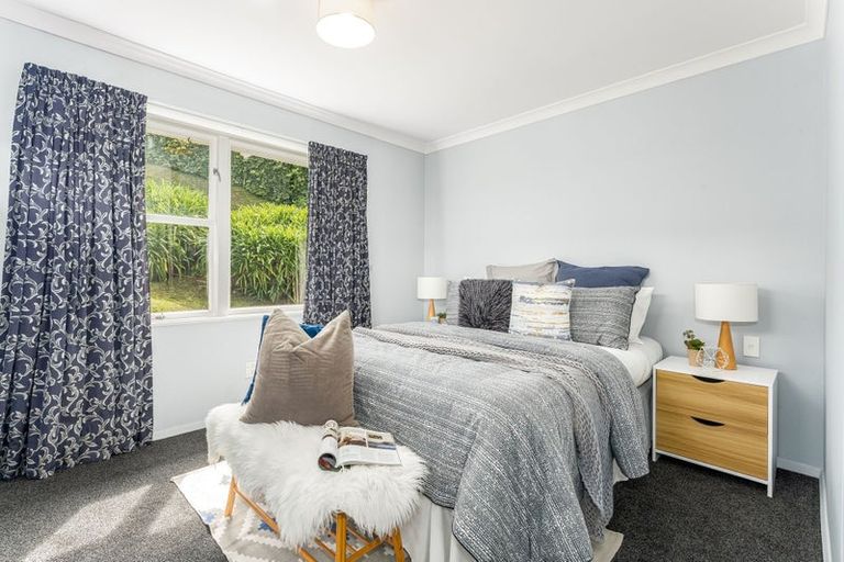 Photo of property in 13 Tainui Terrace, Tawa, Wellington, 5028