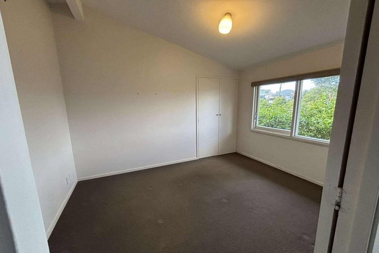 Photo of property in 27 Huntleigh Park Way, Ngaio, Wellington, 6035