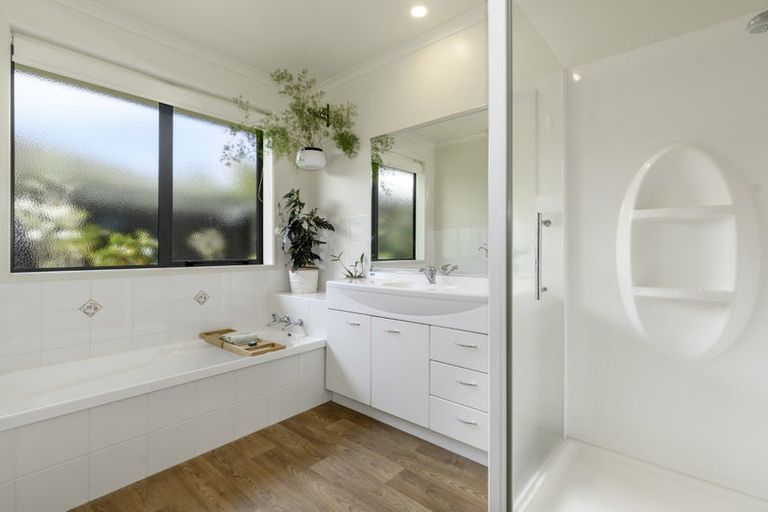 Photo of property in 9 Parkwood Place, Papamoa Beach, Papamoa, 3118