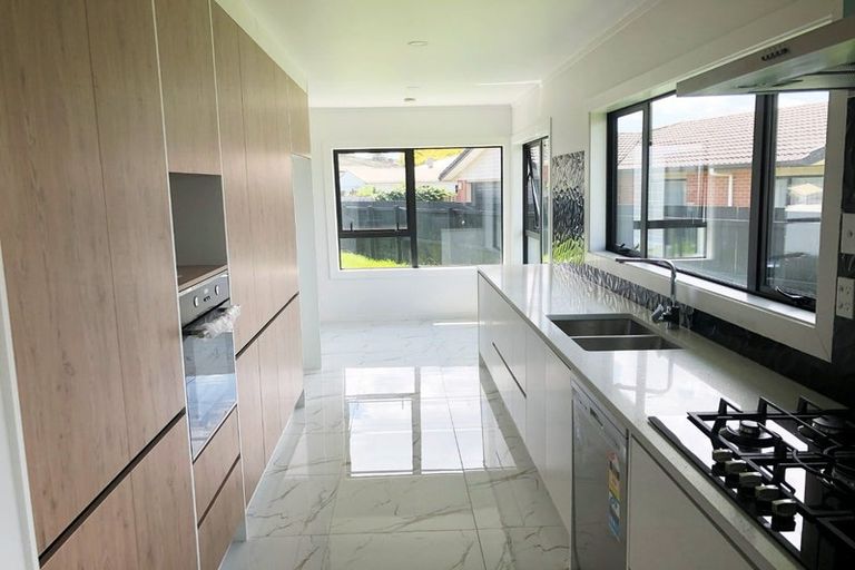 Photo of property in 10b Gifford Road, Papatoetoe, Auckland, 2025