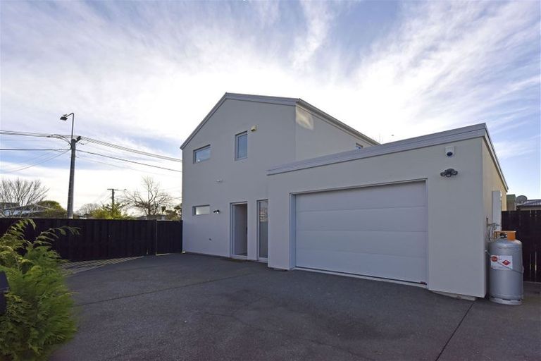 Photo of property in 3 Guild Street, Richmond, Christchurch, 8013