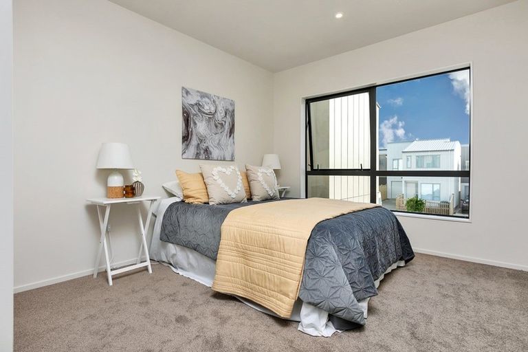 Photo of property in 14 Gecko Road, Hobsonville, Auckland, 0616