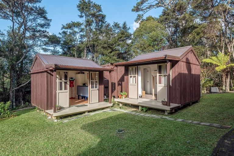 Photo of property in 34 Kereru Grove, Greenhithe, Auckland, 0632