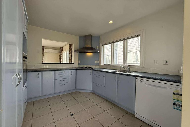 Photo of property in 12c Hobson Street, Thorndon, Wellington, 6011