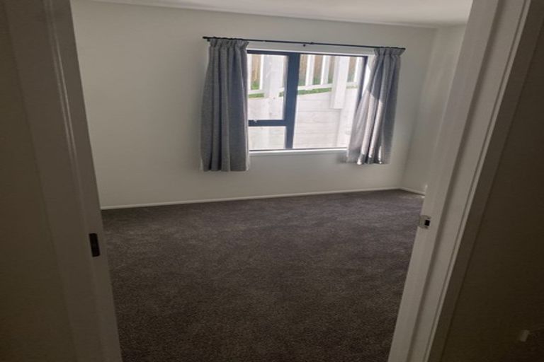 Photo of property in 2/36 Anne Mclean Drive, Bayview, Auckland, 0629