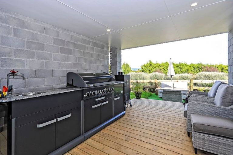 Photo of property in 15 Anglers Way, Omokoroa, 3114